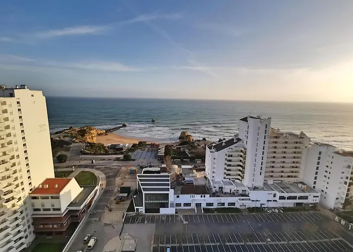 Апартаменти Jardins Gold Vista Mar Портіман